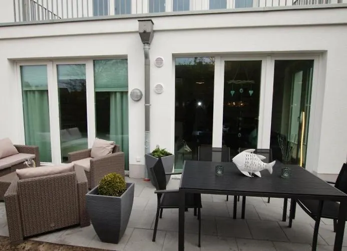 Strandperle; Idyllisch Gelegen Mit Terrasse Und Garten, Fuer 4 Personen Apartman