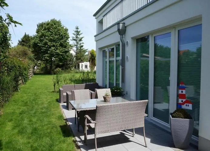 Strandperle; Idyllisch Gelegen Mit Terrasse Und Garten, Fuer 4 Personen *