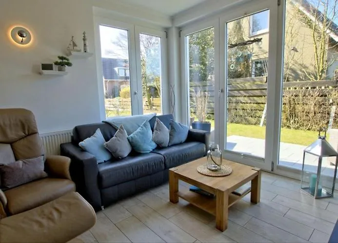 Strandperle; Idyllisch Gelegen Mit Terrasse Und Garten, Fuer 4 Personen Apartman