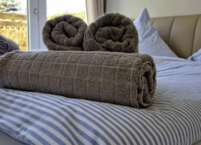 Strandperle; Idyllisch Gelegen Mit Terrasse Und Garten, Fuer 4 Personen Apartman
